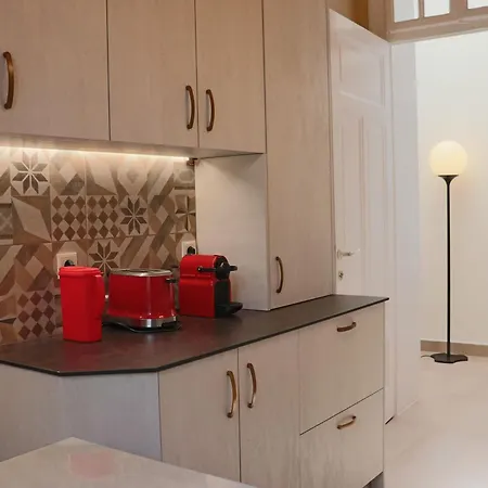 Appartement Mit Meerblick Und Grosser Terrasse *