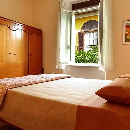 Appartement Mit Meerblick Und Grosser Terrasse