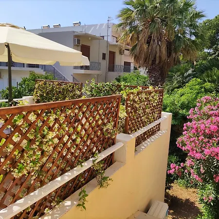 Mit Meerblick Und Grosser Terrasse Appartement