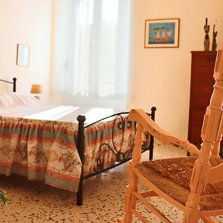 Mit Meerblick Und Grosser Terrasse Διαμέρισμα